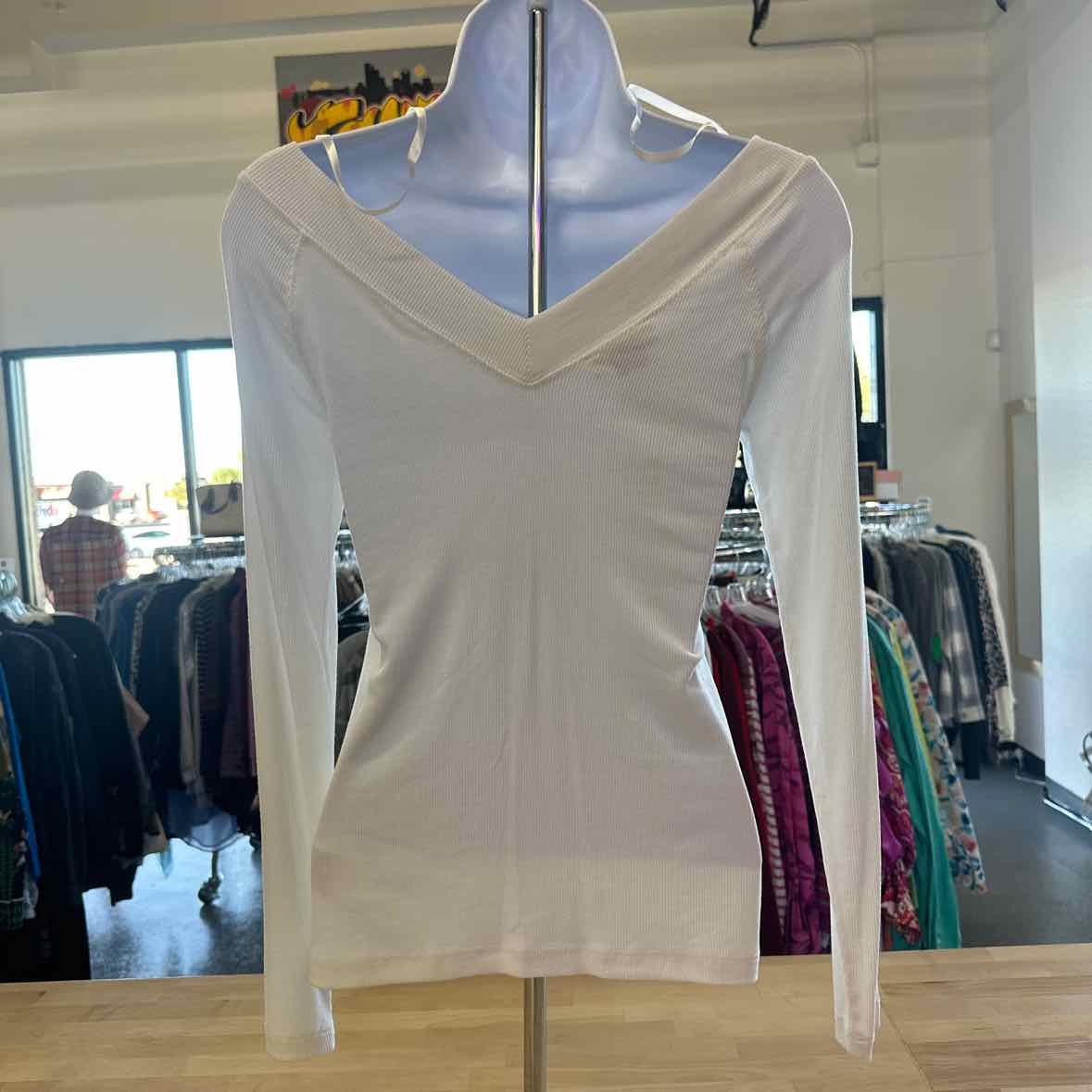 Bebe Size S White Long Sleeve