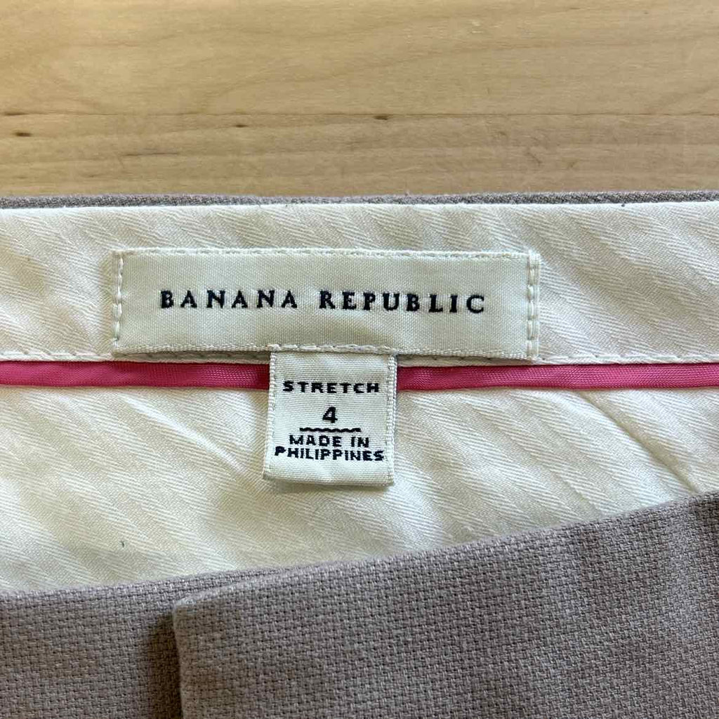 Banana Republic Size 4 Tan Preloved Pants