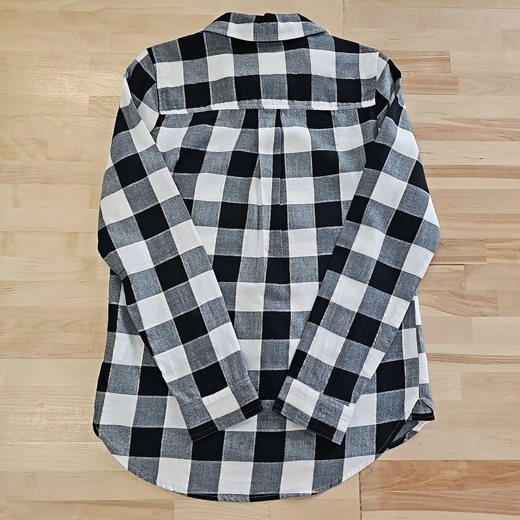 Perfect Fit Size S Black Preloved flannel