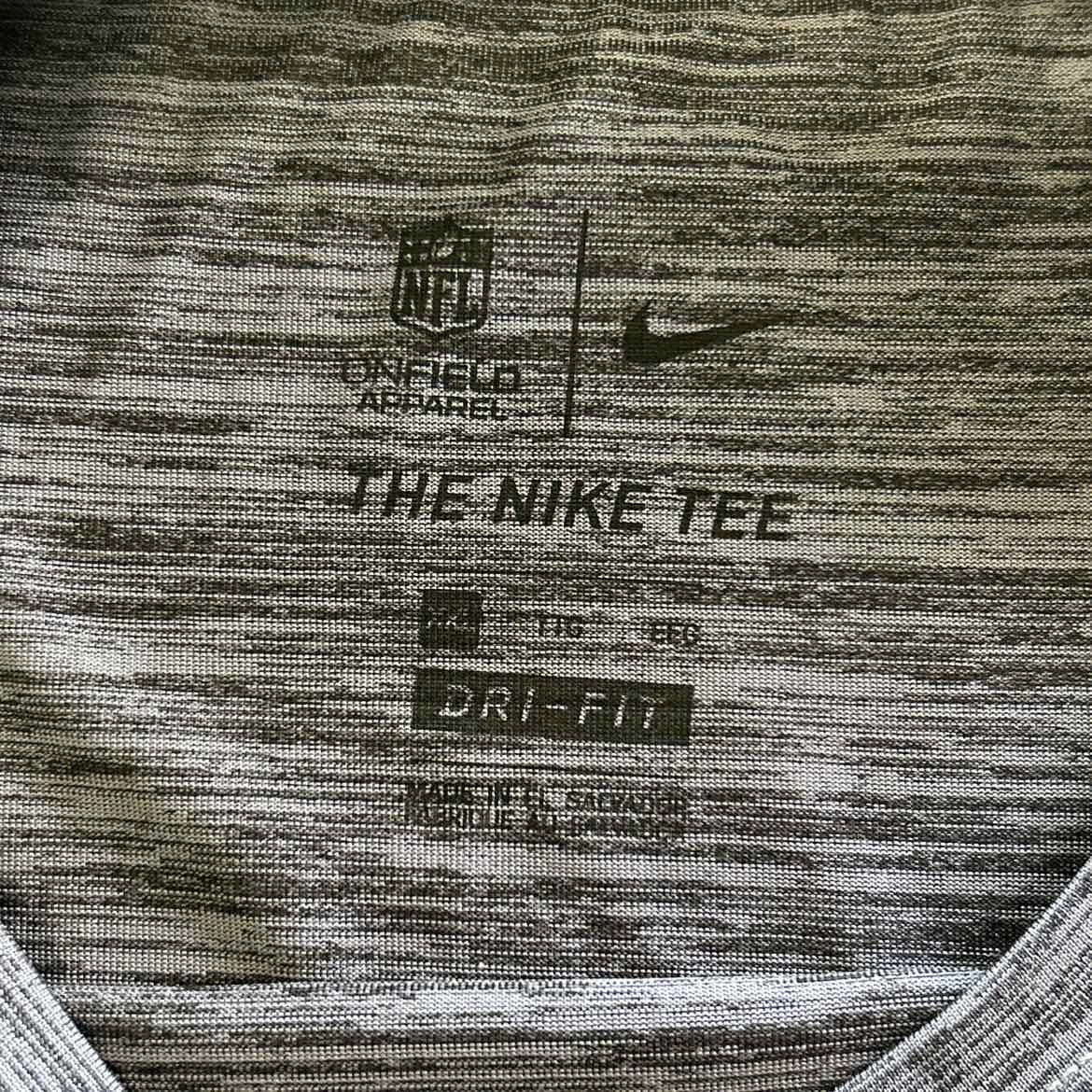 Nike Size XXL Grey Preloved Athletic Tee