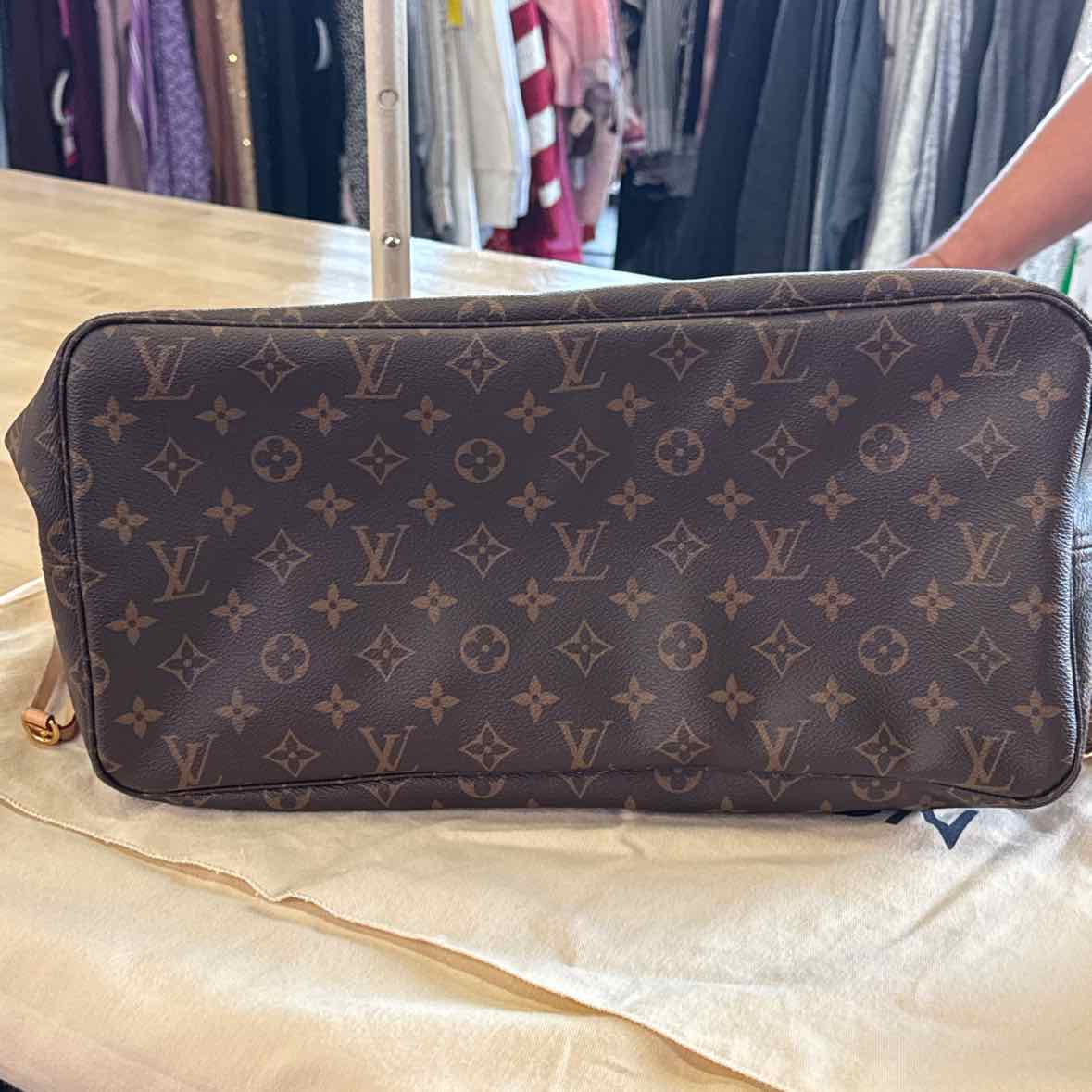 Louis Vuitton Neverfull GM Tote wth Rare Pink interior Pre-Owned