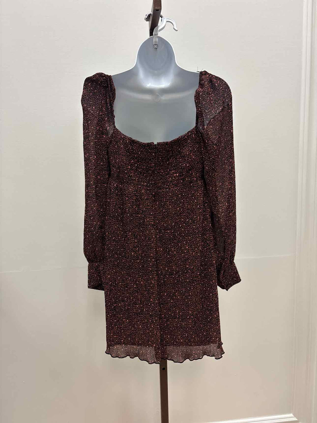 Wayf Size S Black Pink New Dress