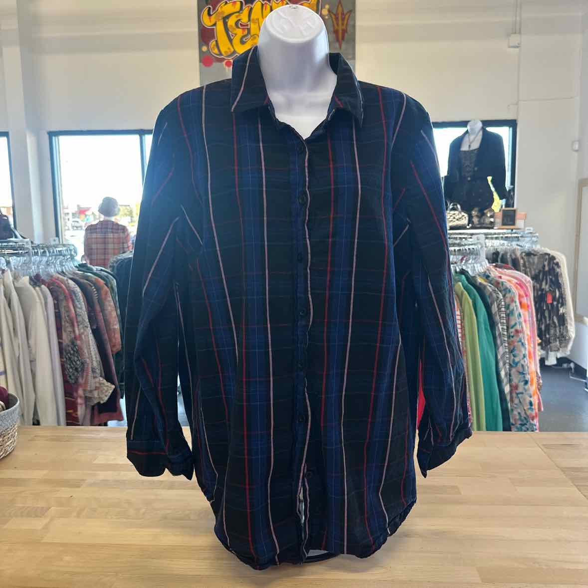 Woman Within Size L Black & Blue Button Down Shirt