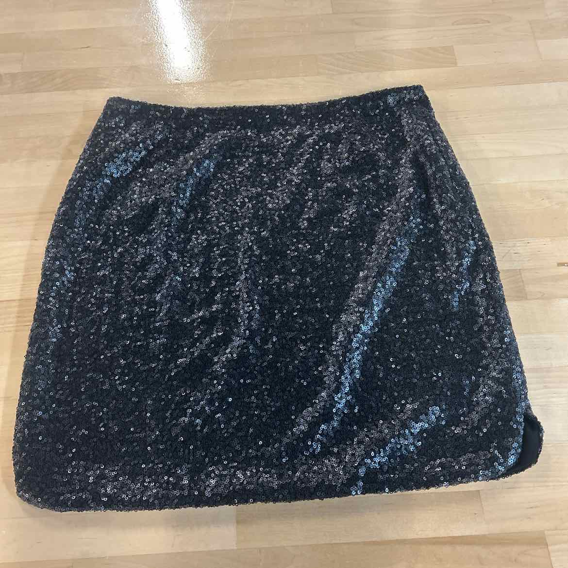 Halogen Size 6 Black Preloved Skirt