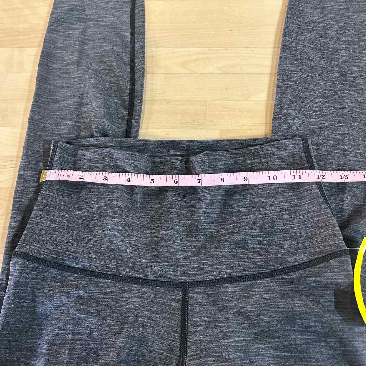 LuluLemon Size 6 Gray Preloved athletic leggings