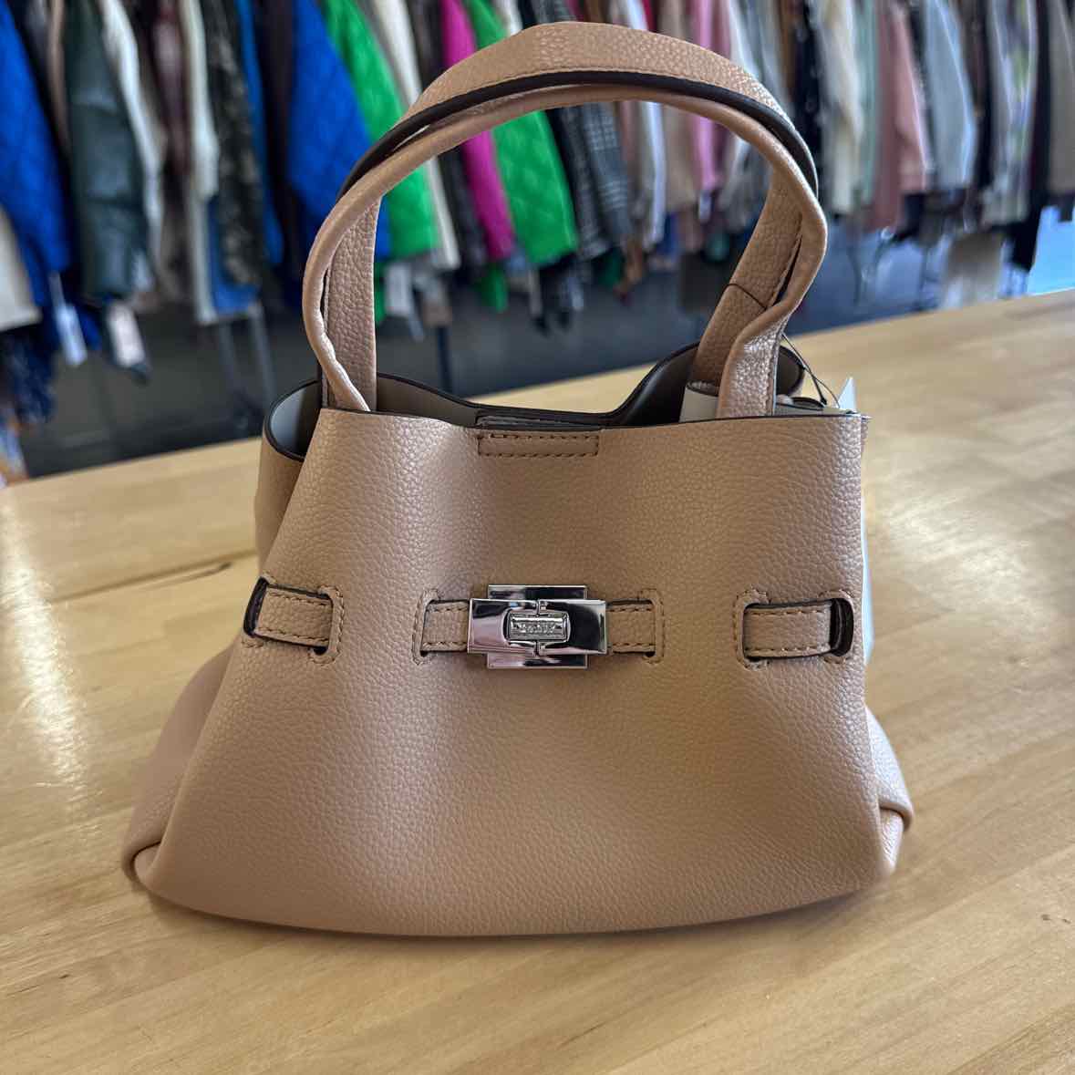 DKNY Bryar Small  Bucket Satchel - Cappucino