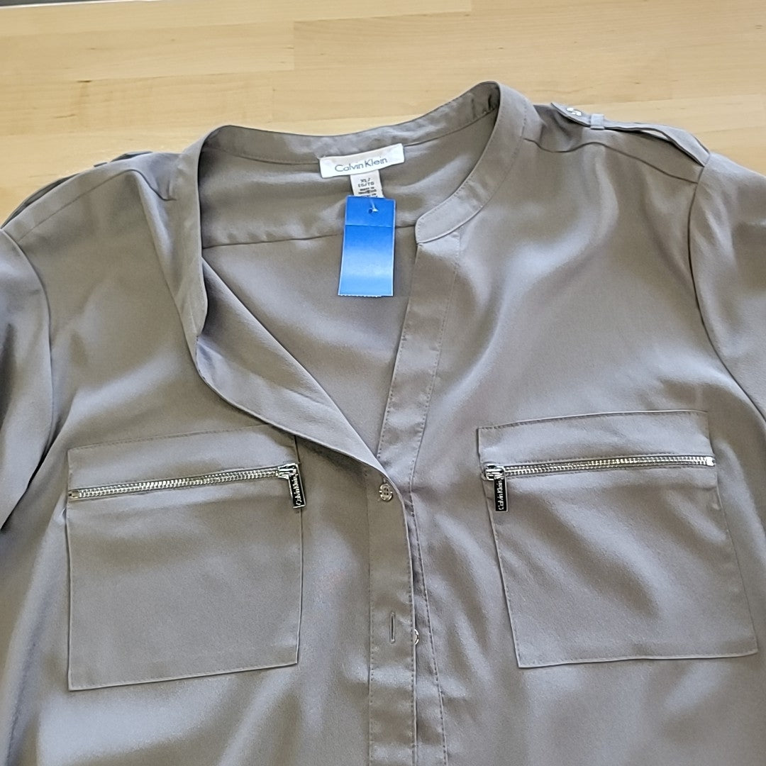 Calvin Klein Size XL Gray Blouse