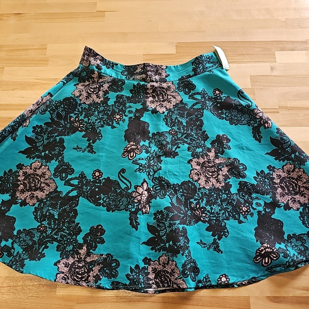 Maurices Size L Green Preloved Skirt