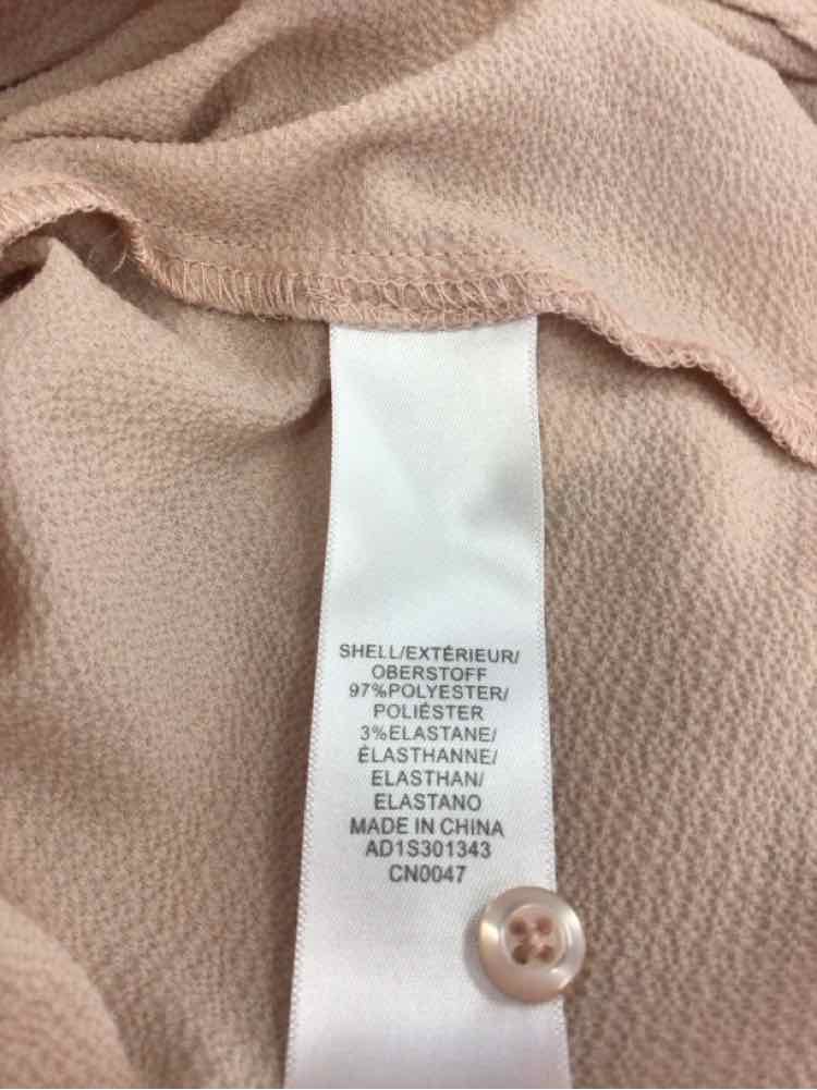 Adrianna Papell Size M Peach Preloved Sleeveless