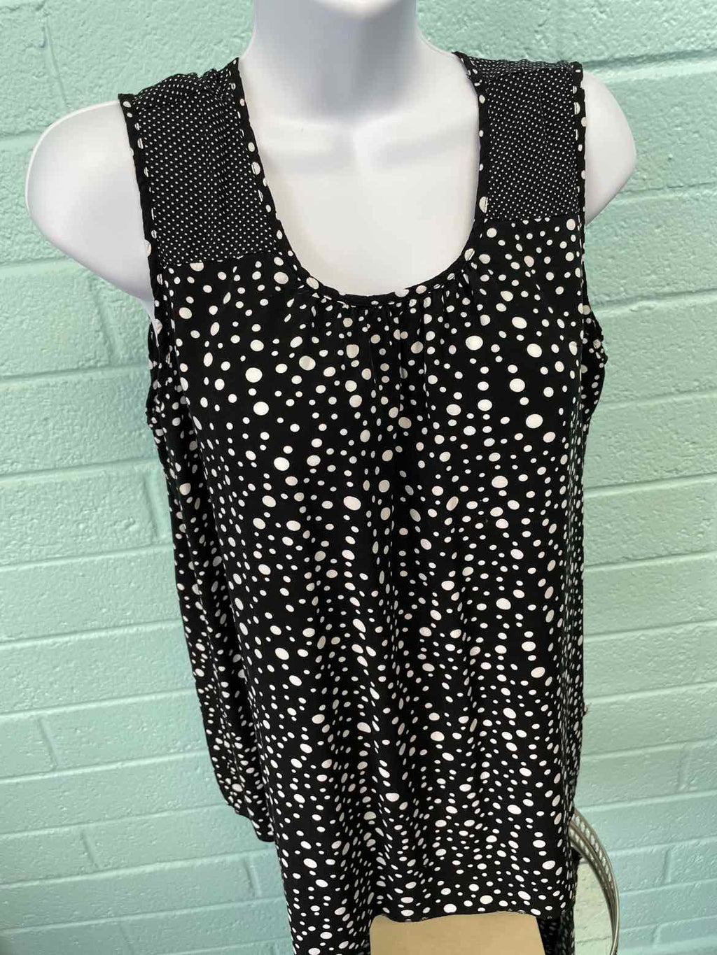 Variations Size L Blue Sleeveless