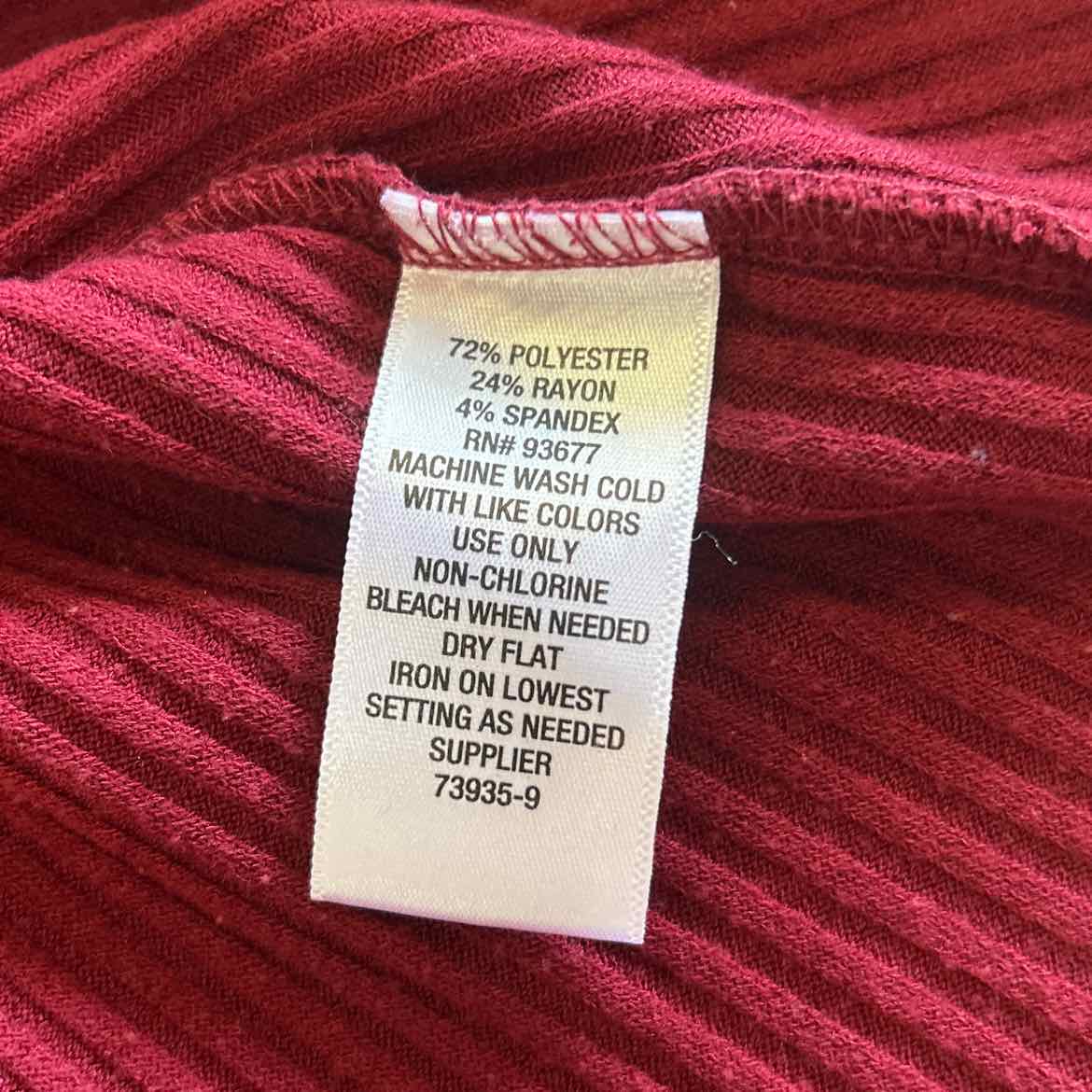 BelleSky Size L Red Preloved T-Shirt SS