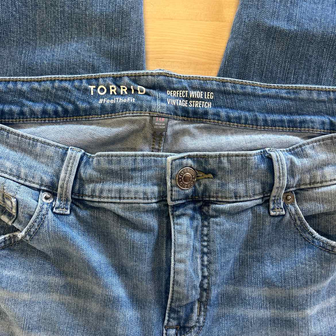 Torrid Size 14 Blue Denim Used Jeans