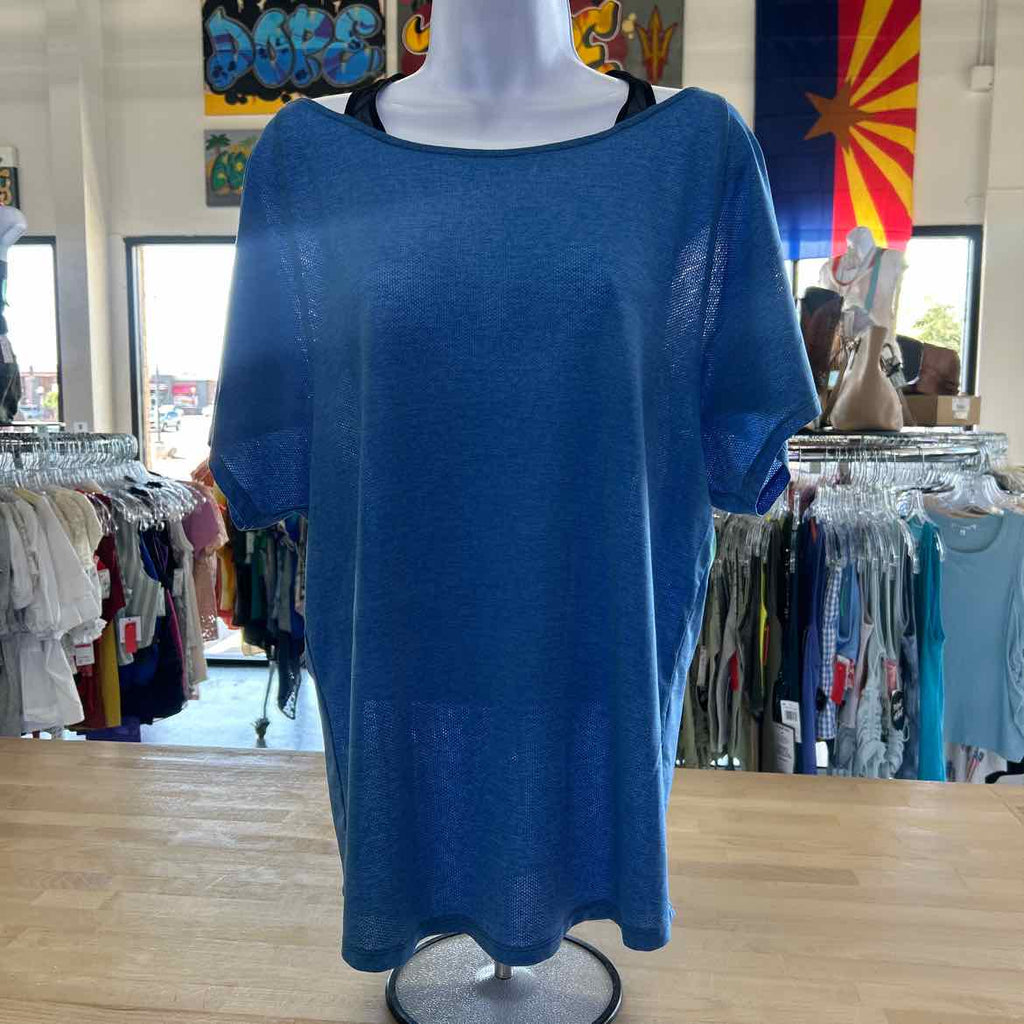 Lucy Size L Blue Preloved Athletic Tee