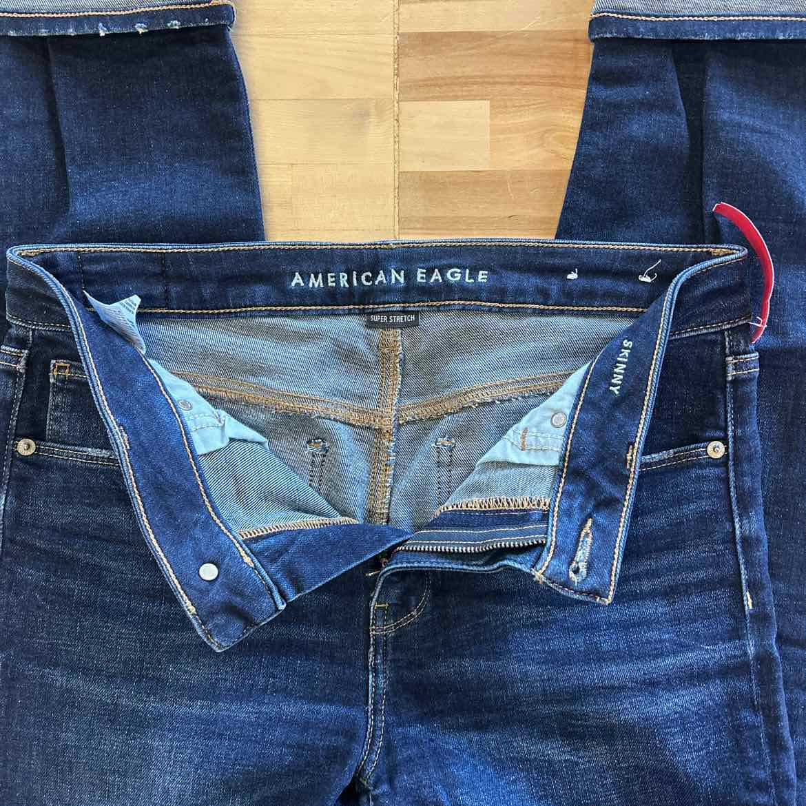 American Eagle Size 6 Denim Preloved Jeans