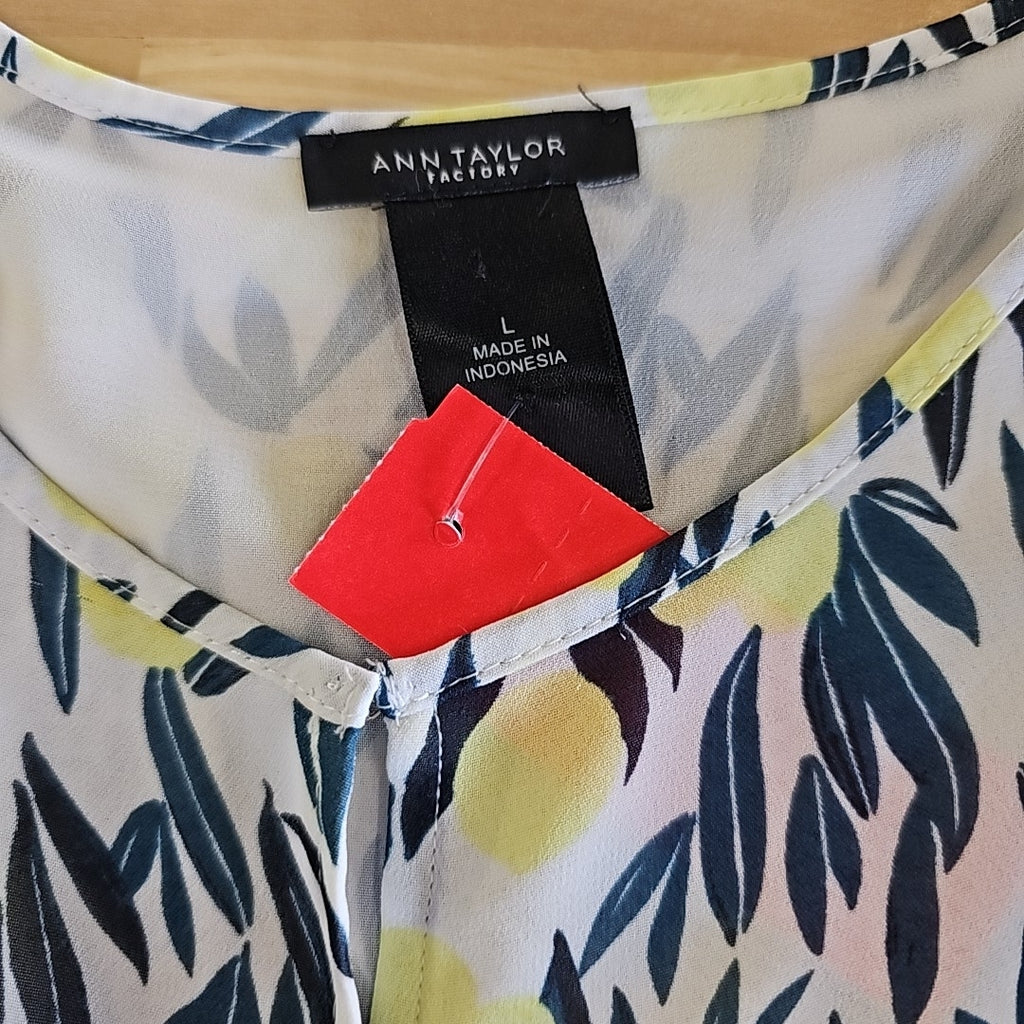 Ann Taylor Size L Green Blouse