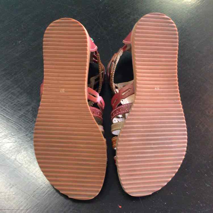 L'Artiste Size 6.5 Red & Beige Sandals