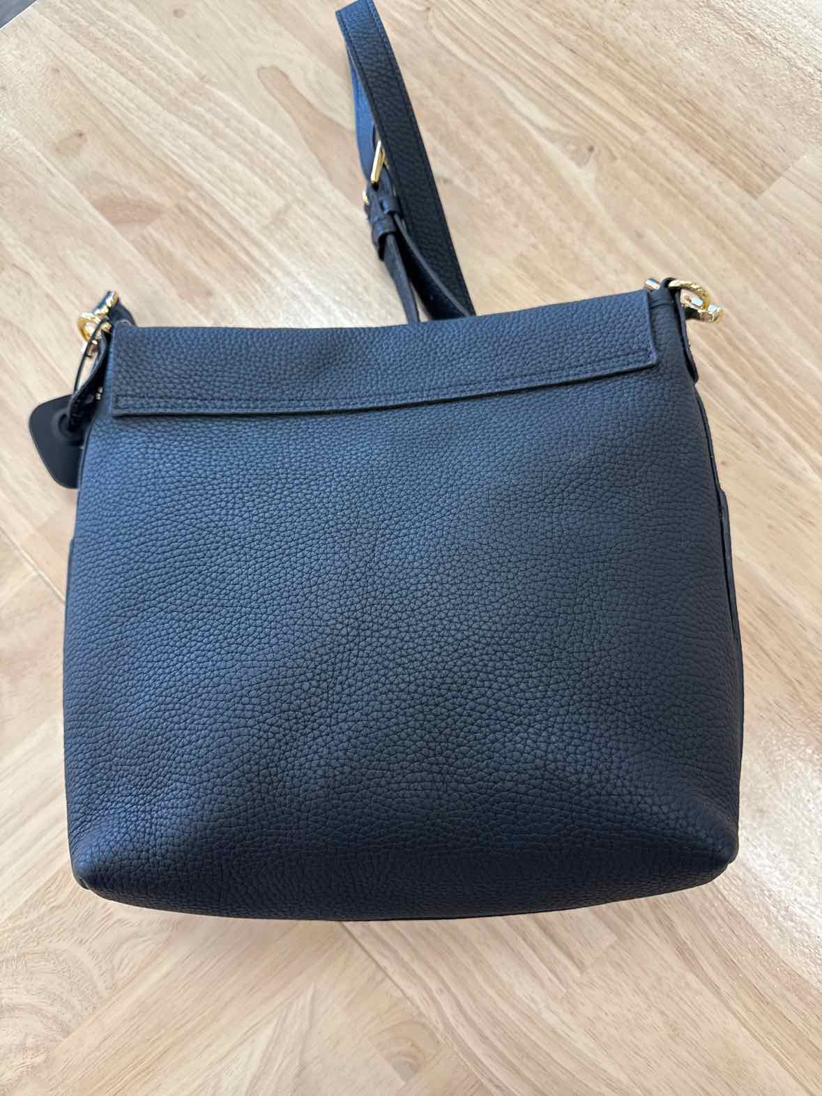 GiGi New York Andie Black Leather Crossbody