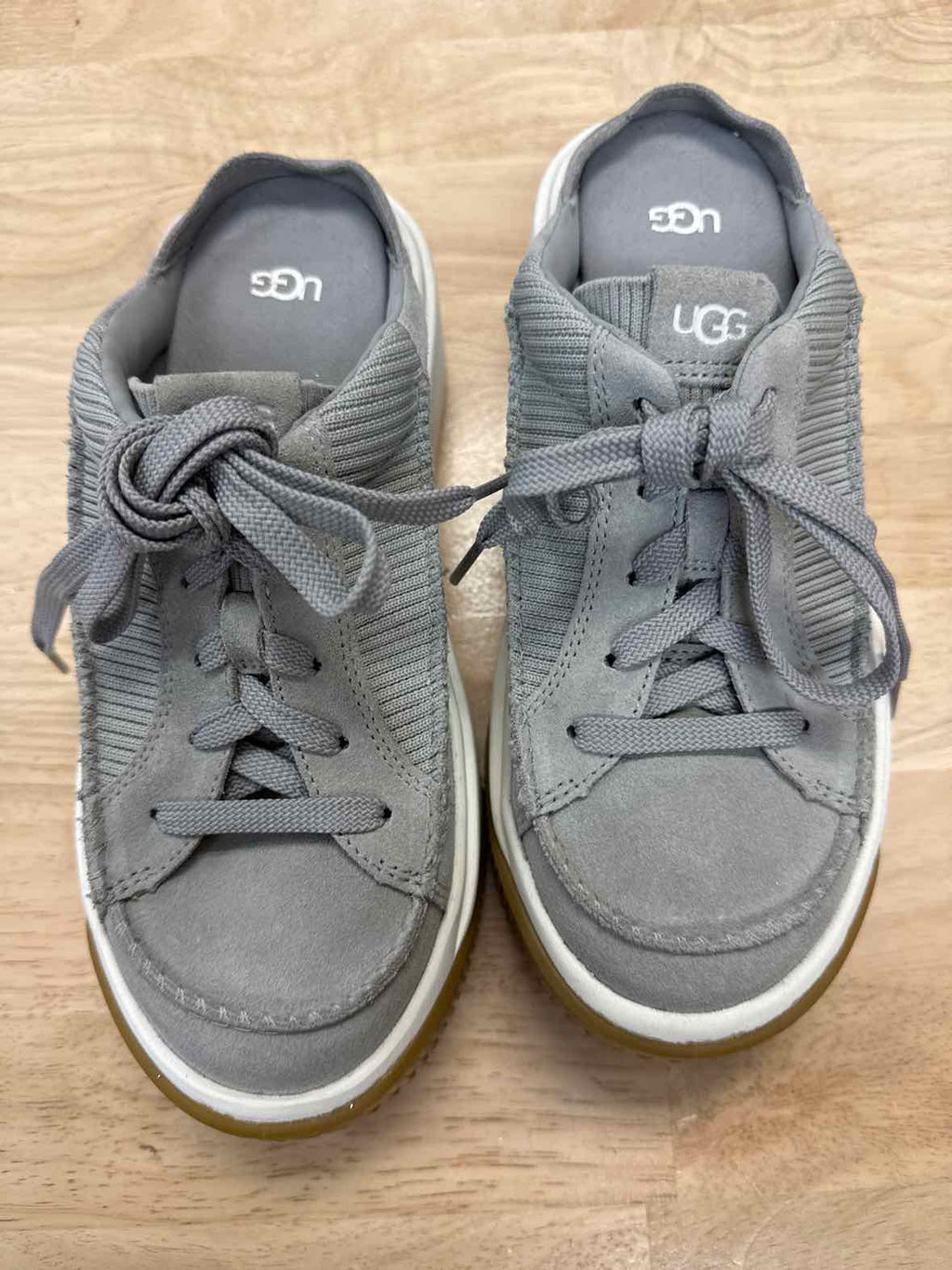 Ugg Size 5.5 Gray Preloved Platfom Sneaker Slides