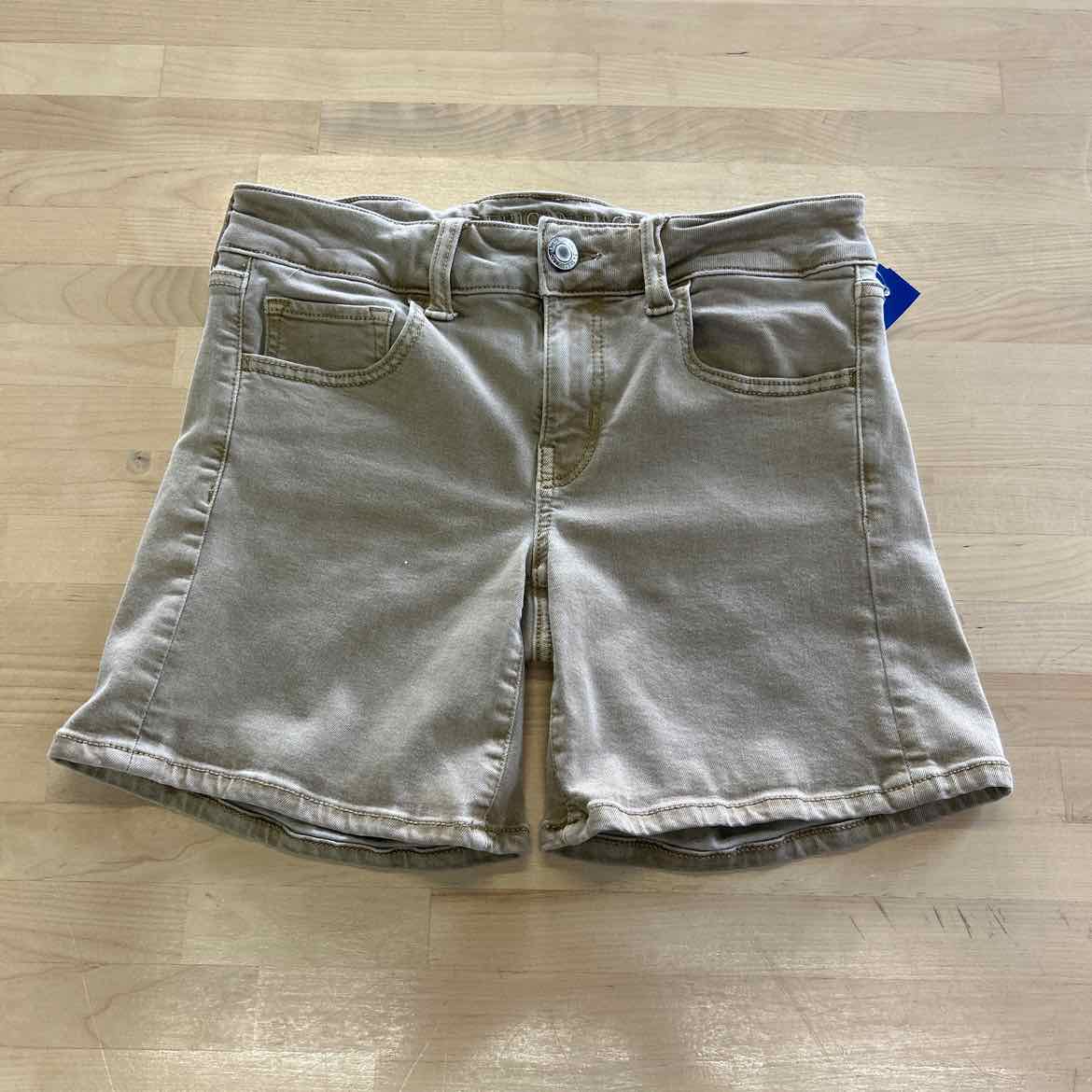 American Eagle Women Size 4 Tan Preloved Shorts