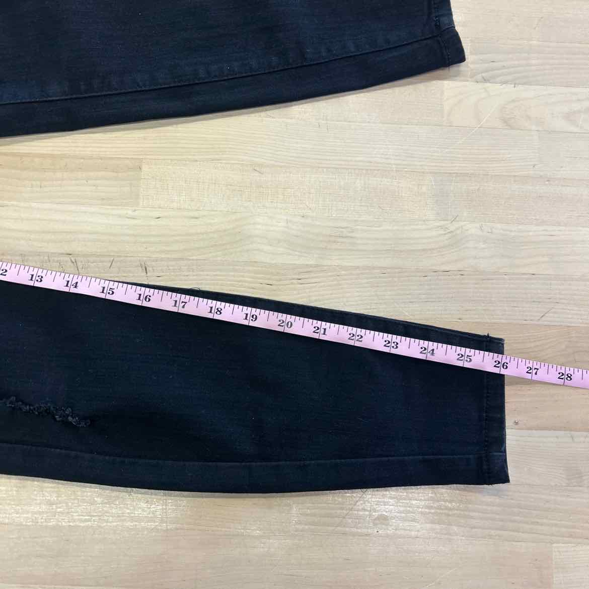 Juniors Celebrity Pink Curvy  Hi Rise Denim Jeans - Size 0 - black