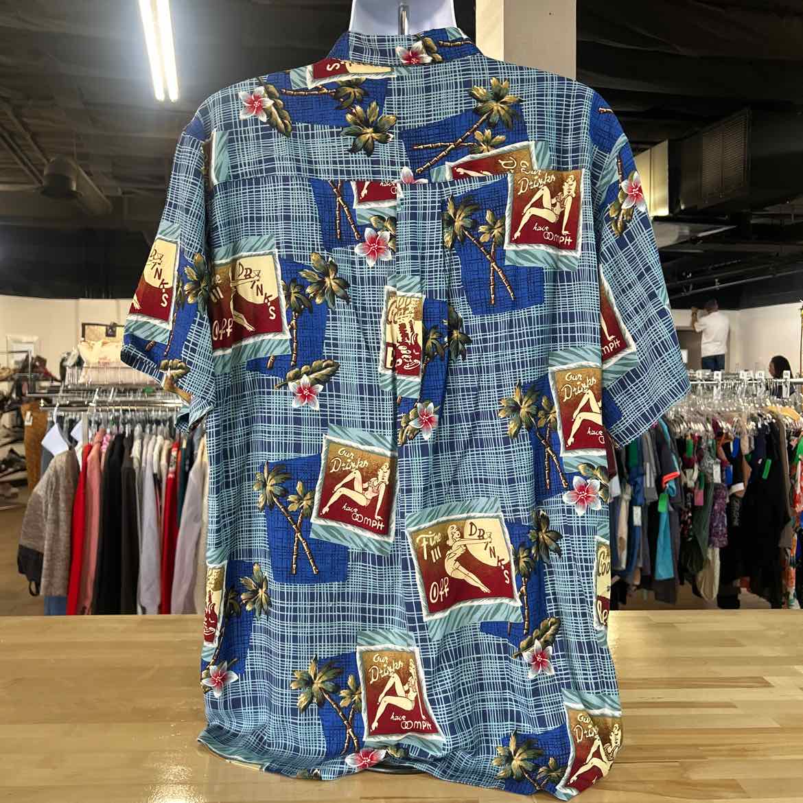 Marc Edwards Size XL Blue Preloved MENS Button Down Shirt