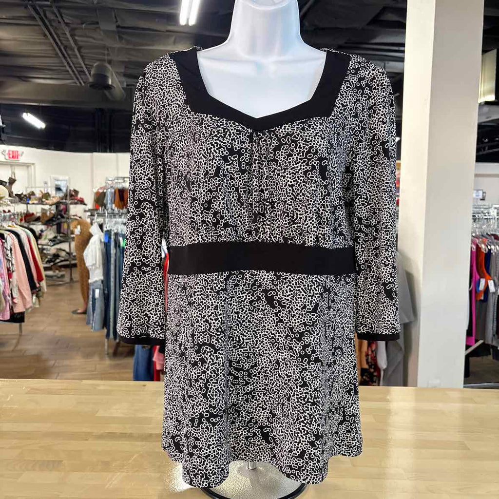 East 5th Size M Black White Blouse LS