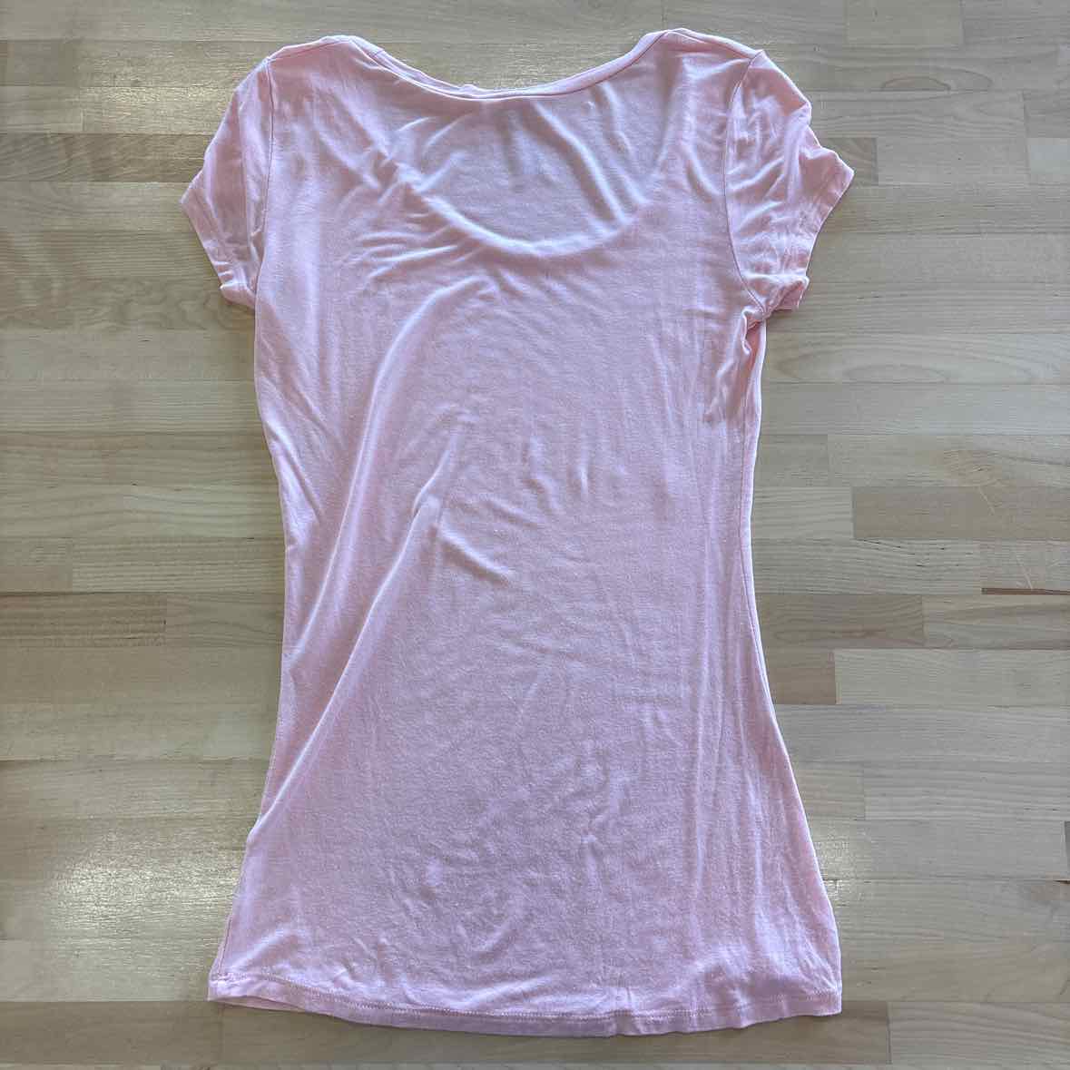 Size M Pink T-shirt