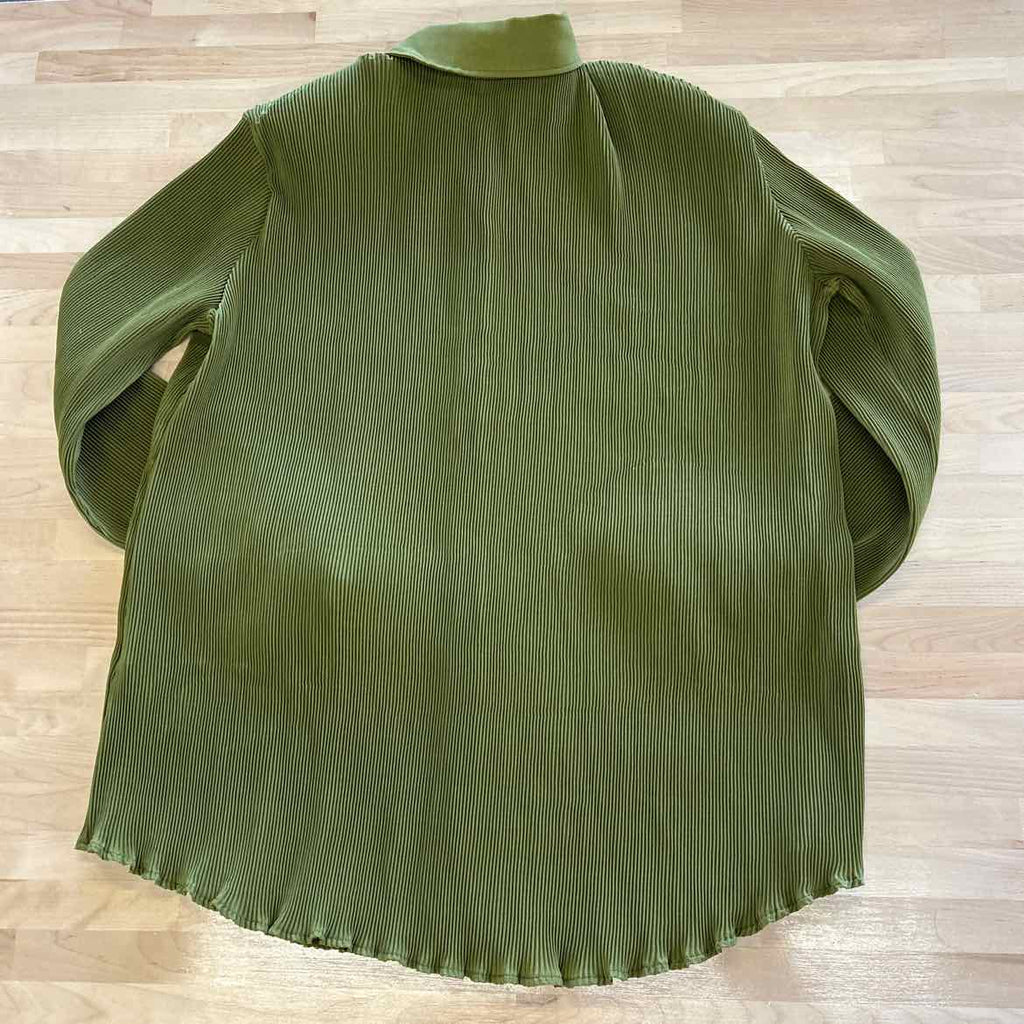 Pretty Little Thing Size 6 Green Twinsets