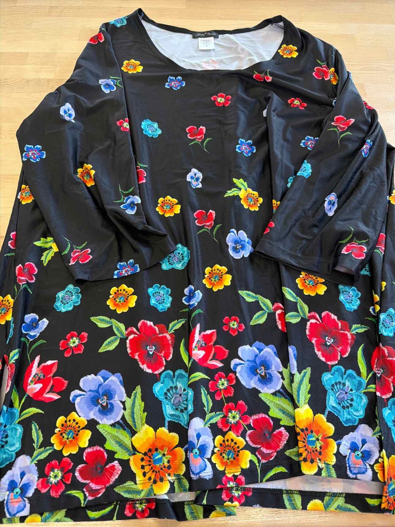 Slinky Brand Size 3X Black Long Sleeve