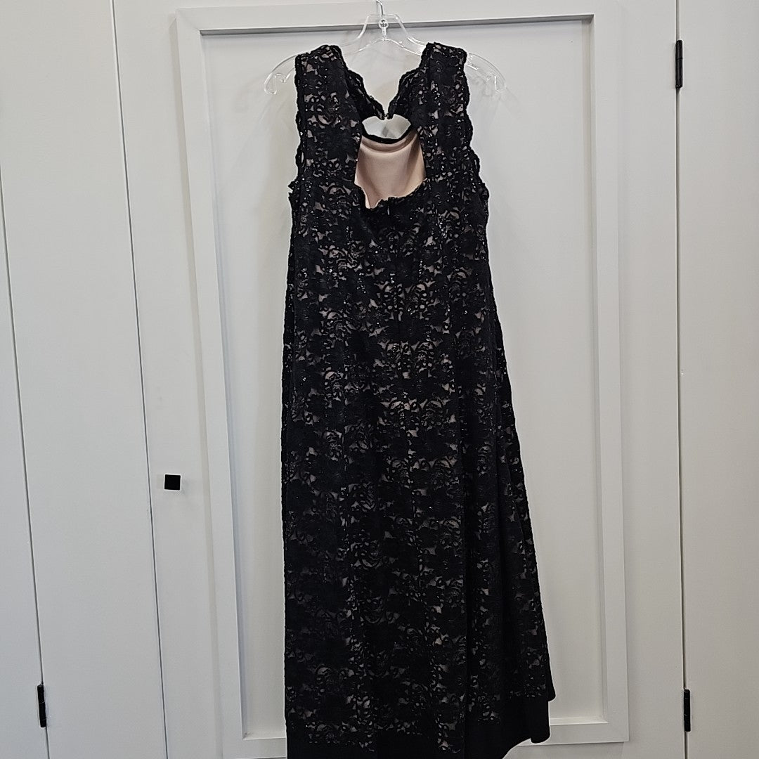 R&M Richards Size 16 Black Lace Used Dress