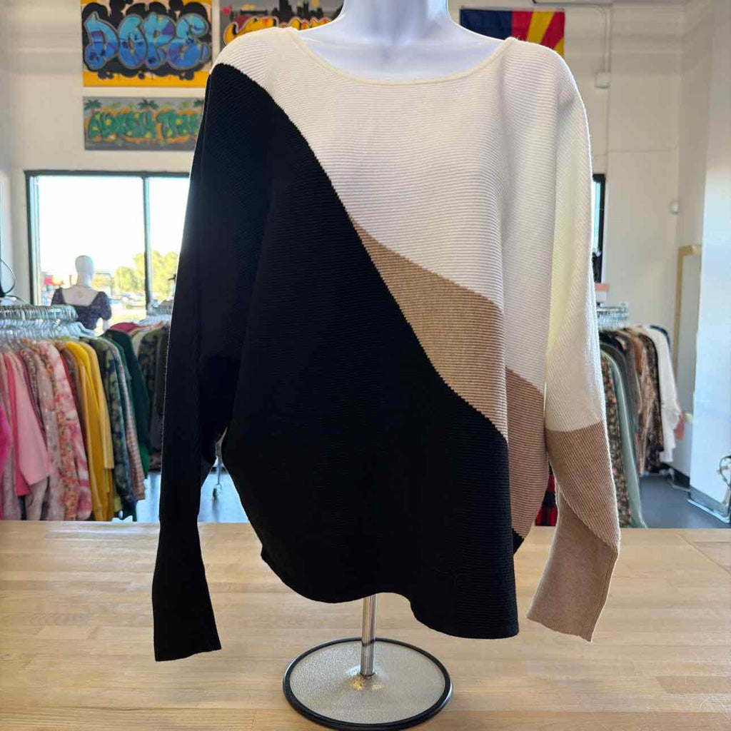 Tahari Size XL Black White New Sweater