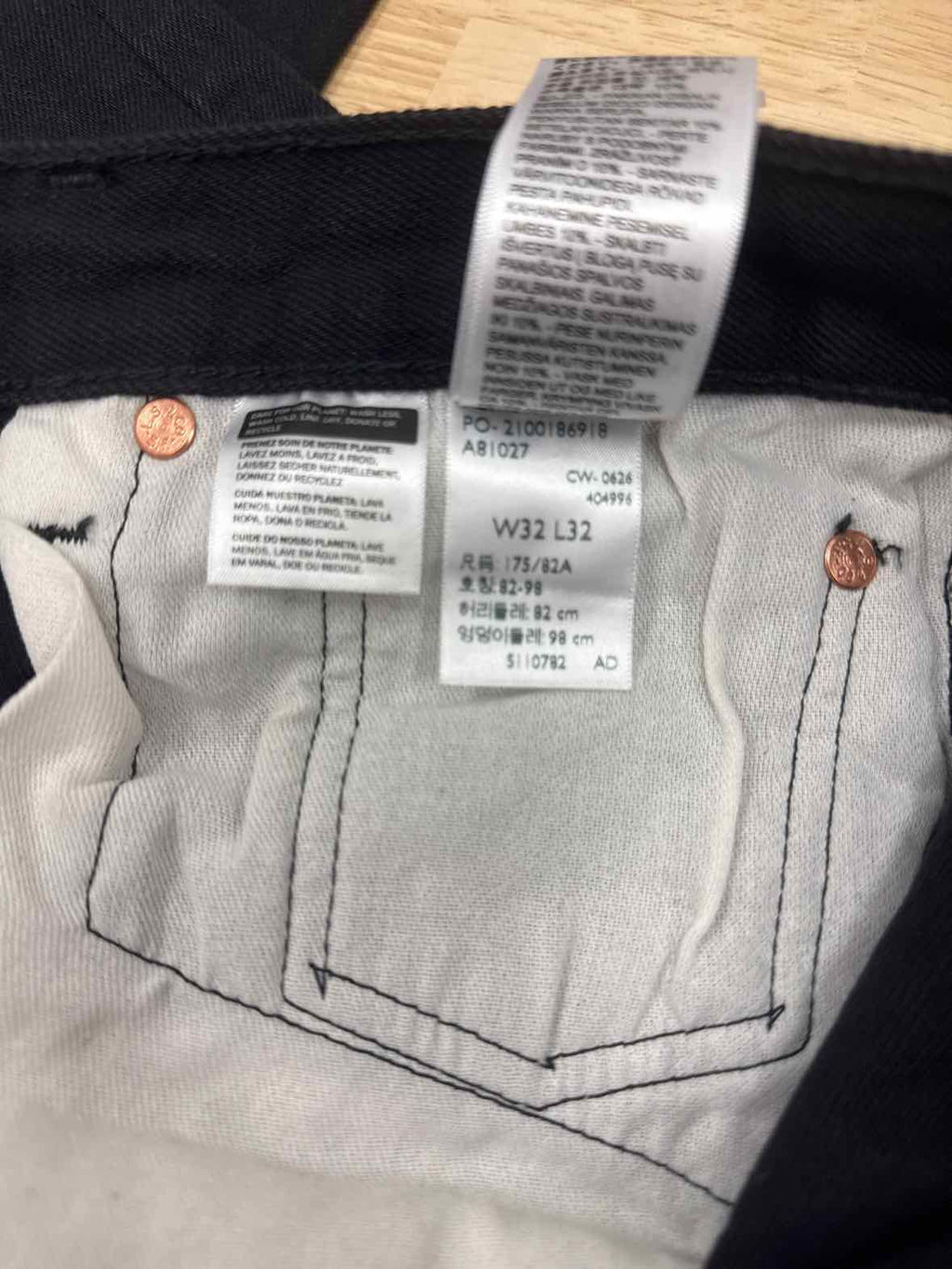 Levi's Size 32x32 Black MENS Jeans