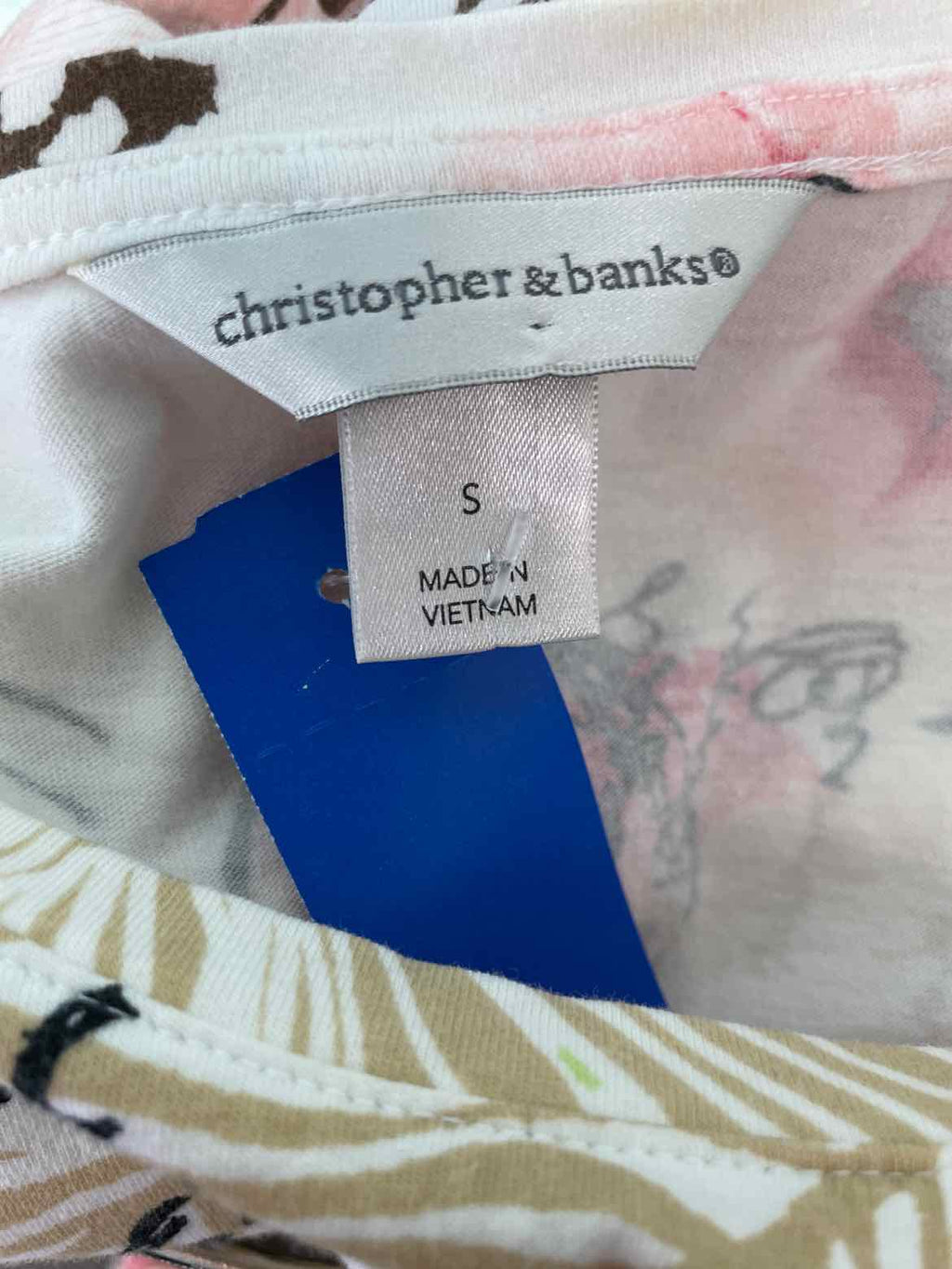 Christopher & Banks Size S Beige Print T-shirt
