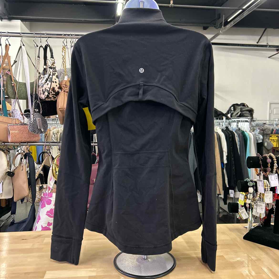 LuluLemon Size 8 Black Athletic Jacket