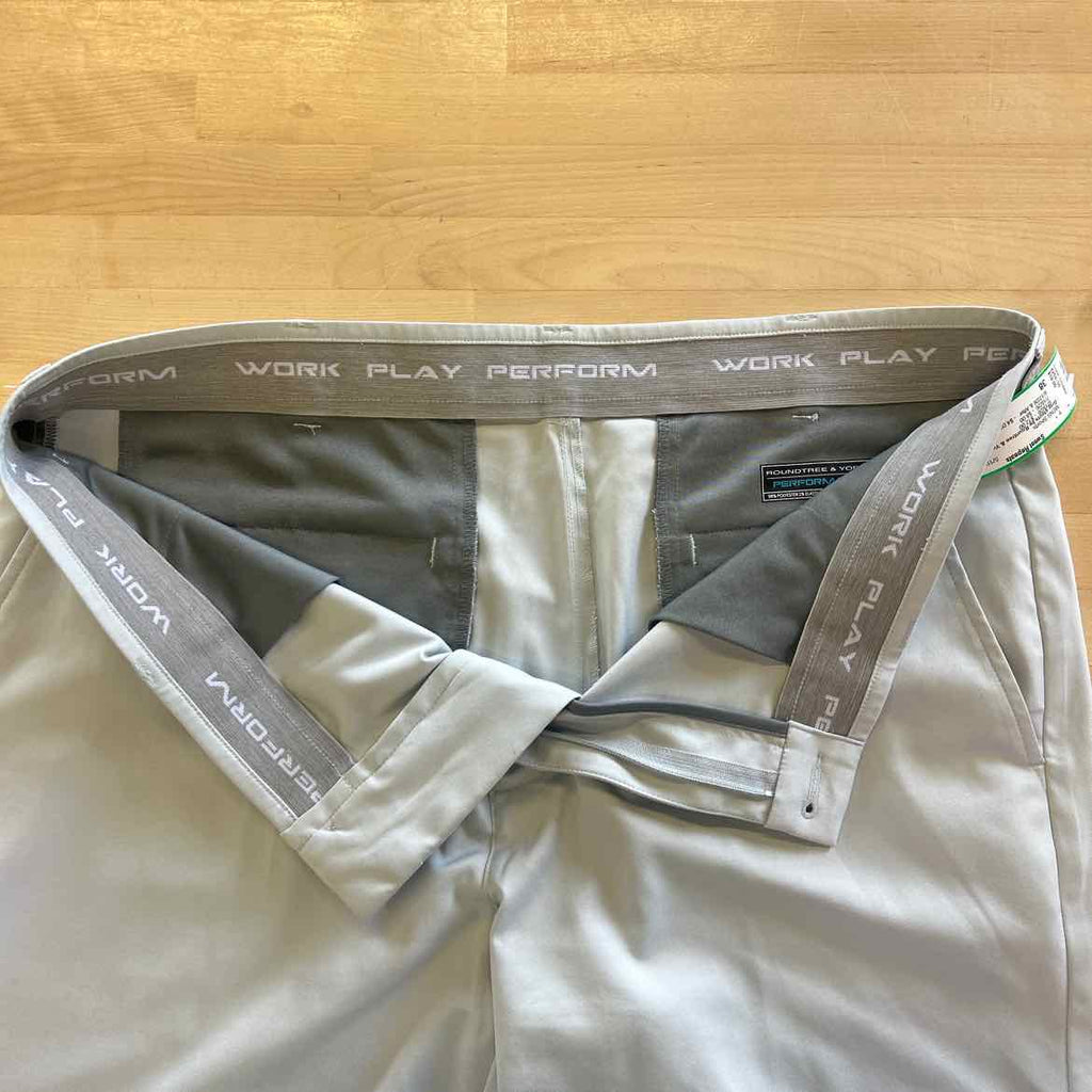 Roundtree Men's Size 38 Gray MENS Shorts