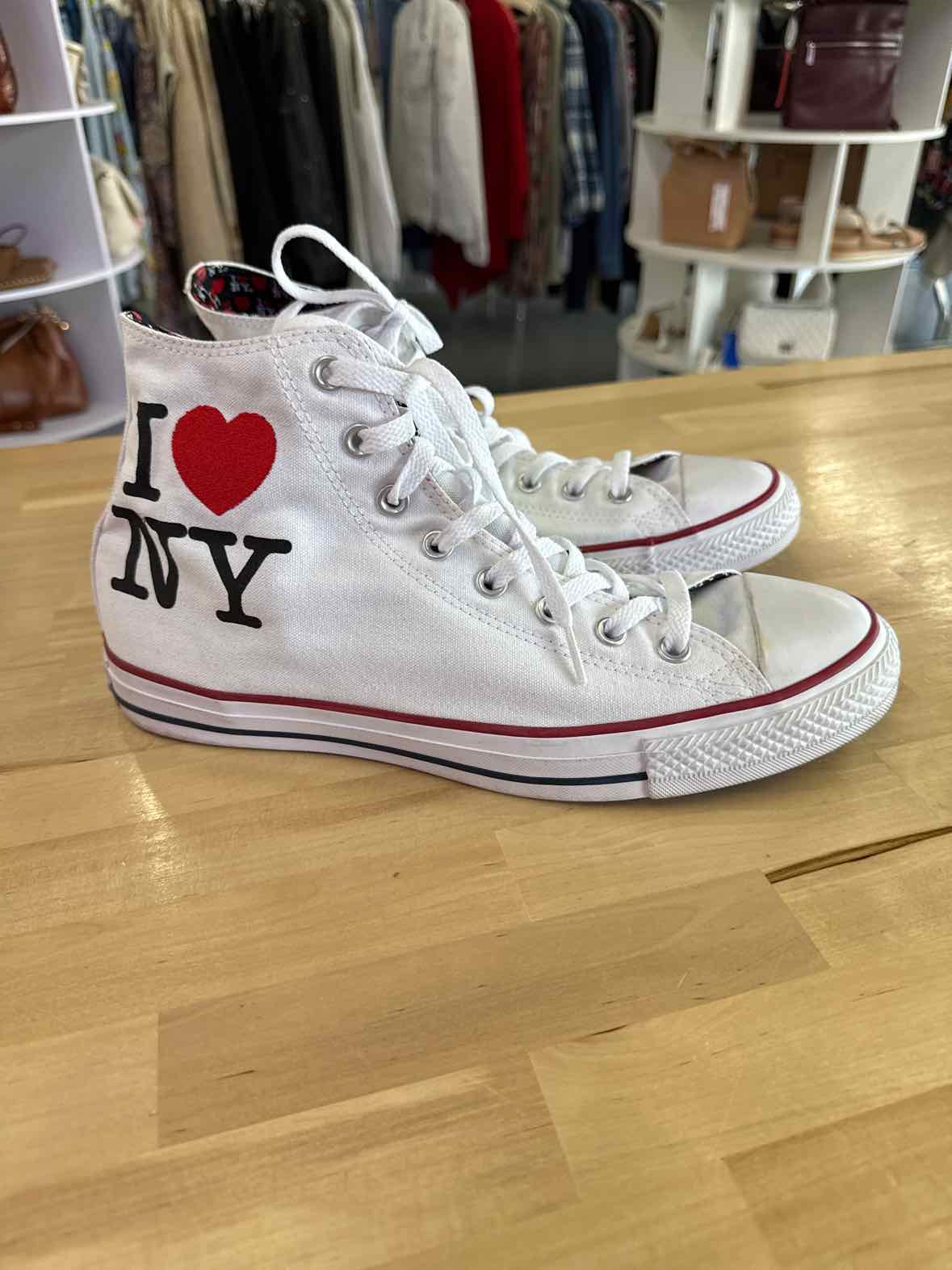 Converse Size 10 White MENS Sneakers