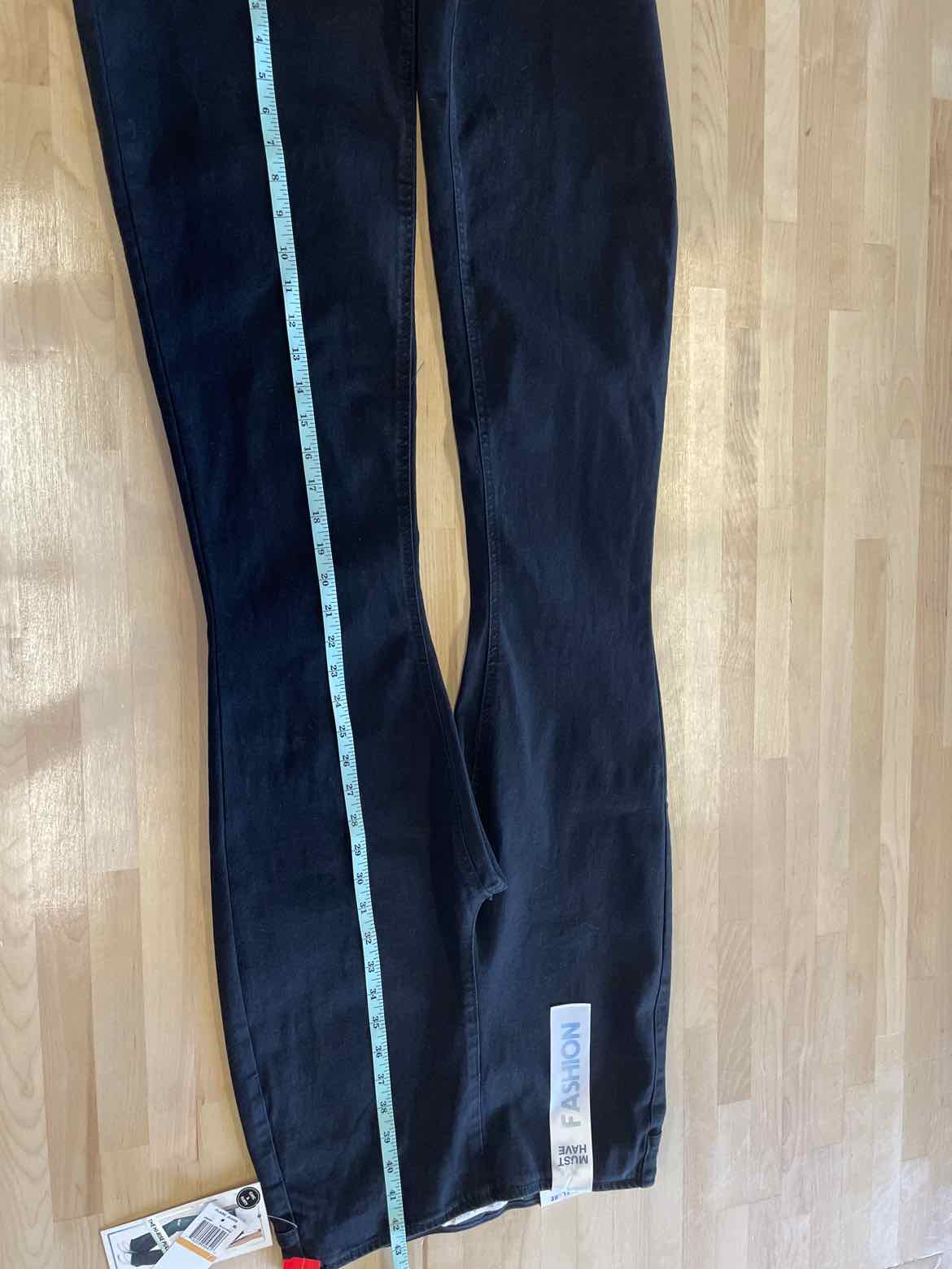 TINSELTOWN Size 7 Black Pants