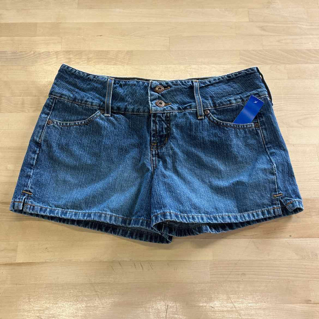 Lei Women Size 13 Blue Denim Preloved Shorts