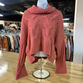 Moon & Madison Size L Coral Knit Preloved Sweater