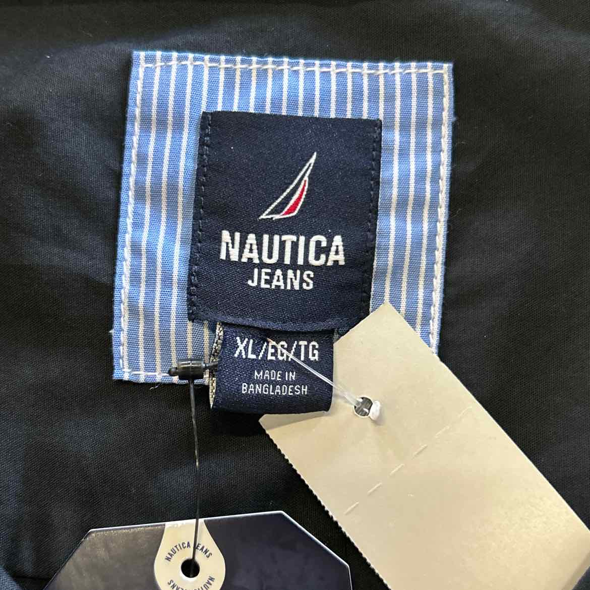 Nautica Size XL Black New Button Down Shirt