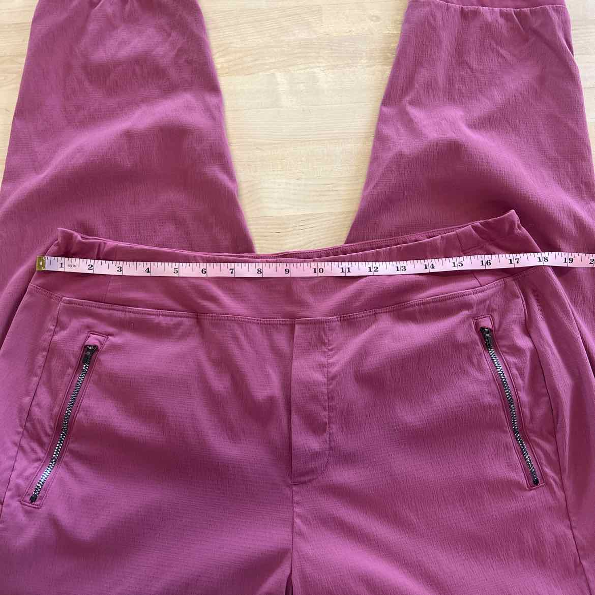 Athleta Size 16 Pink Preloved Jogging Pants