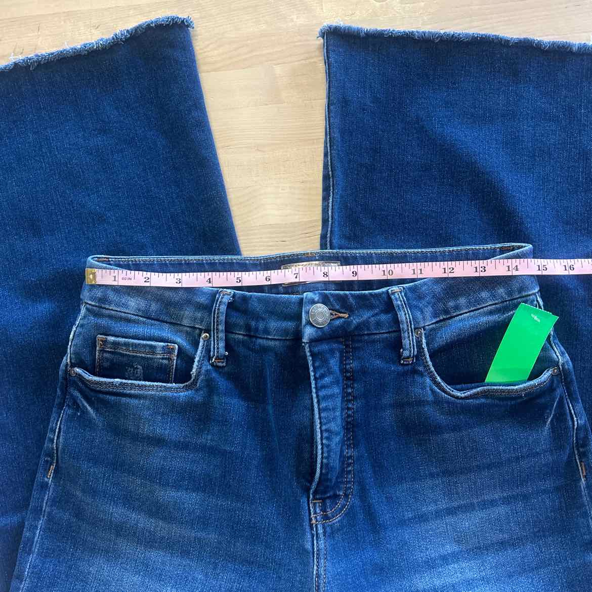 Kut from the Kloth Size 8 Blue Denim Preloved Capris