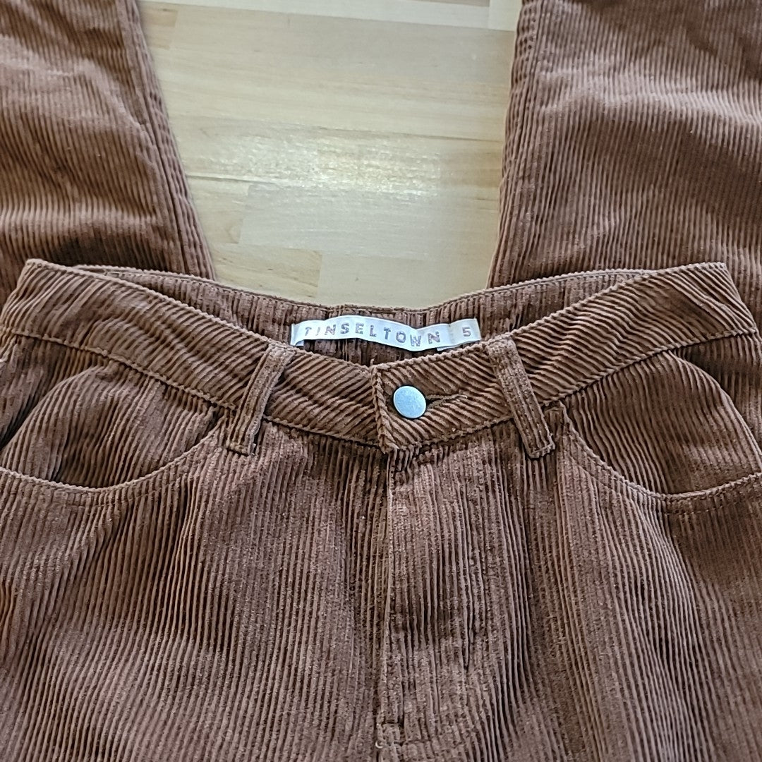 tinceltown Size 5 Cotton Corduroy Low-Rise Cargo Jeans - Pecan