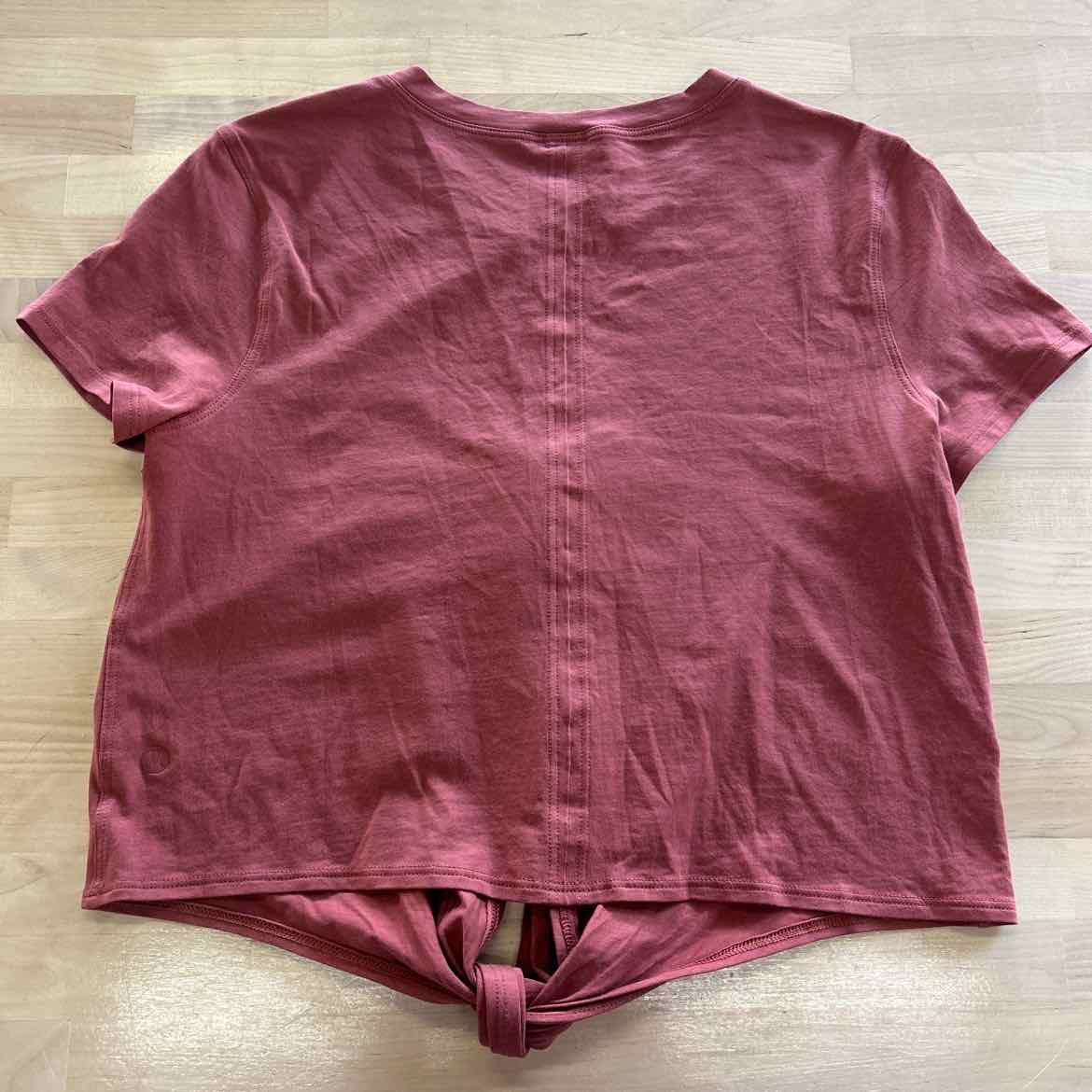 LuluLemon Size S Coral T-shirt
