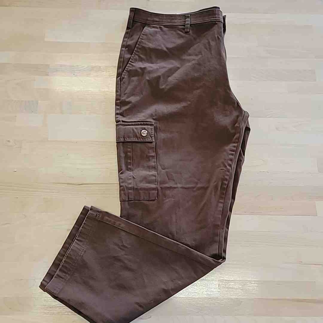 Club Room Men's Size 40 Regular-Fit Stretch Cargo Pants Classic Brown