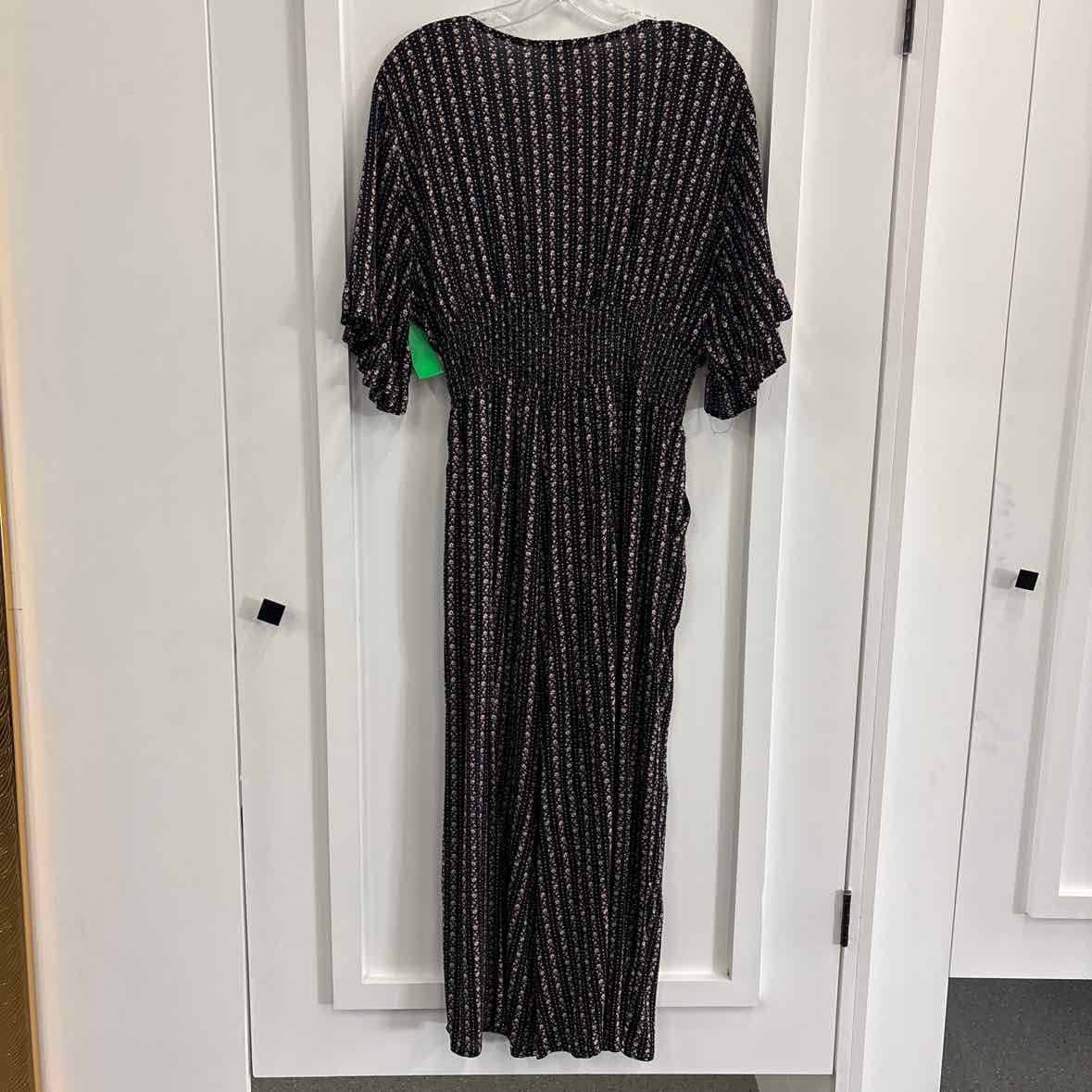 Melloday Size M Black Preloved Jumper