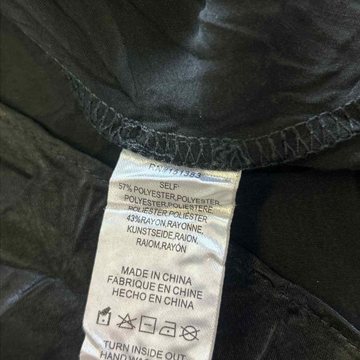 Current Air Size S Black Preloved Skirt