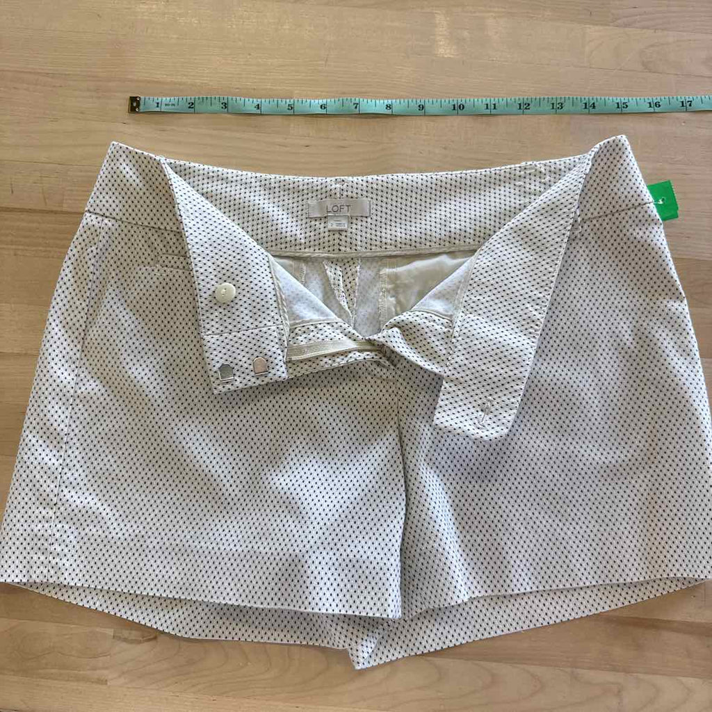 Loft Women Size 2 White Black Preloved Shorts