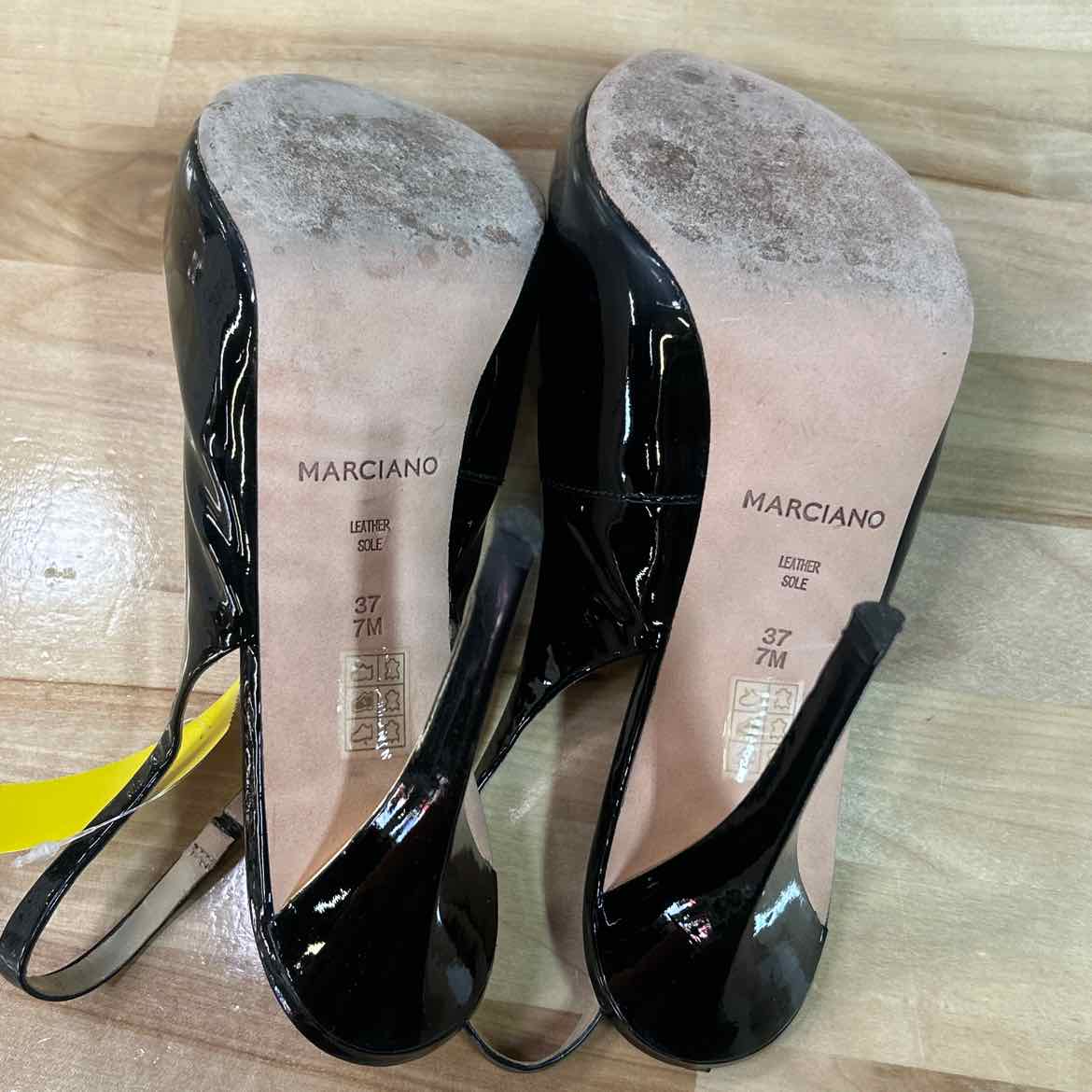 Marciano Size 7 Black Patent Preloved Heels
