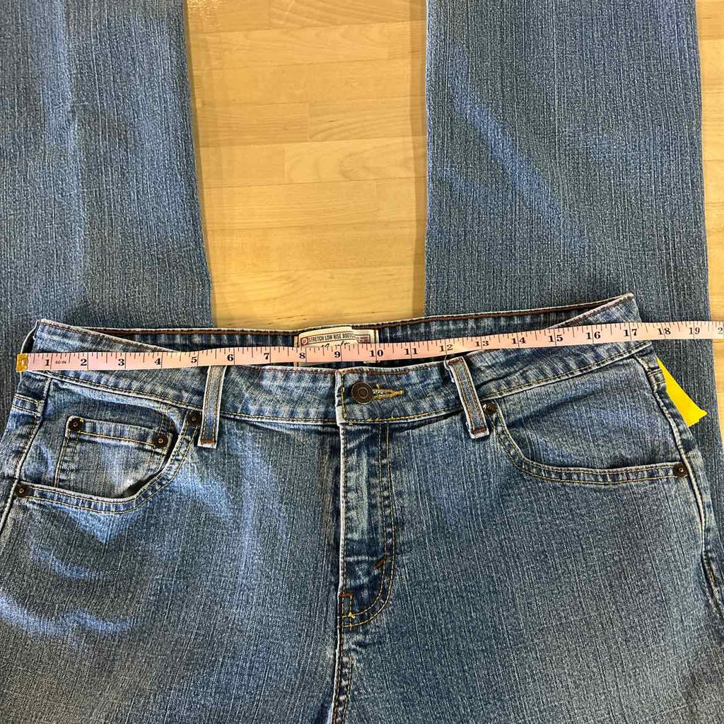 Levi's Size 12 Denim Preloved Jeans